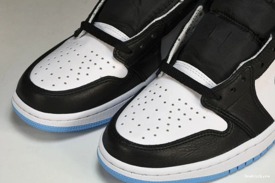 CZ0790-104 Blue CZ0790-104 Powder OG DailyWear  106  Jordan Retro 1 Low Black  Dark 0615
